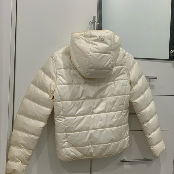 Aritzia TNA The Little Fuzzy Puff in Matte Pearl size XXS - Picture 6 of 8